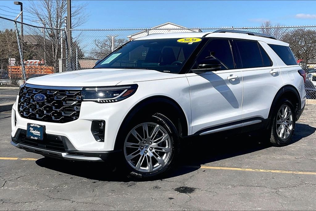 Used 2026 Ford Explorer Platinum image 10