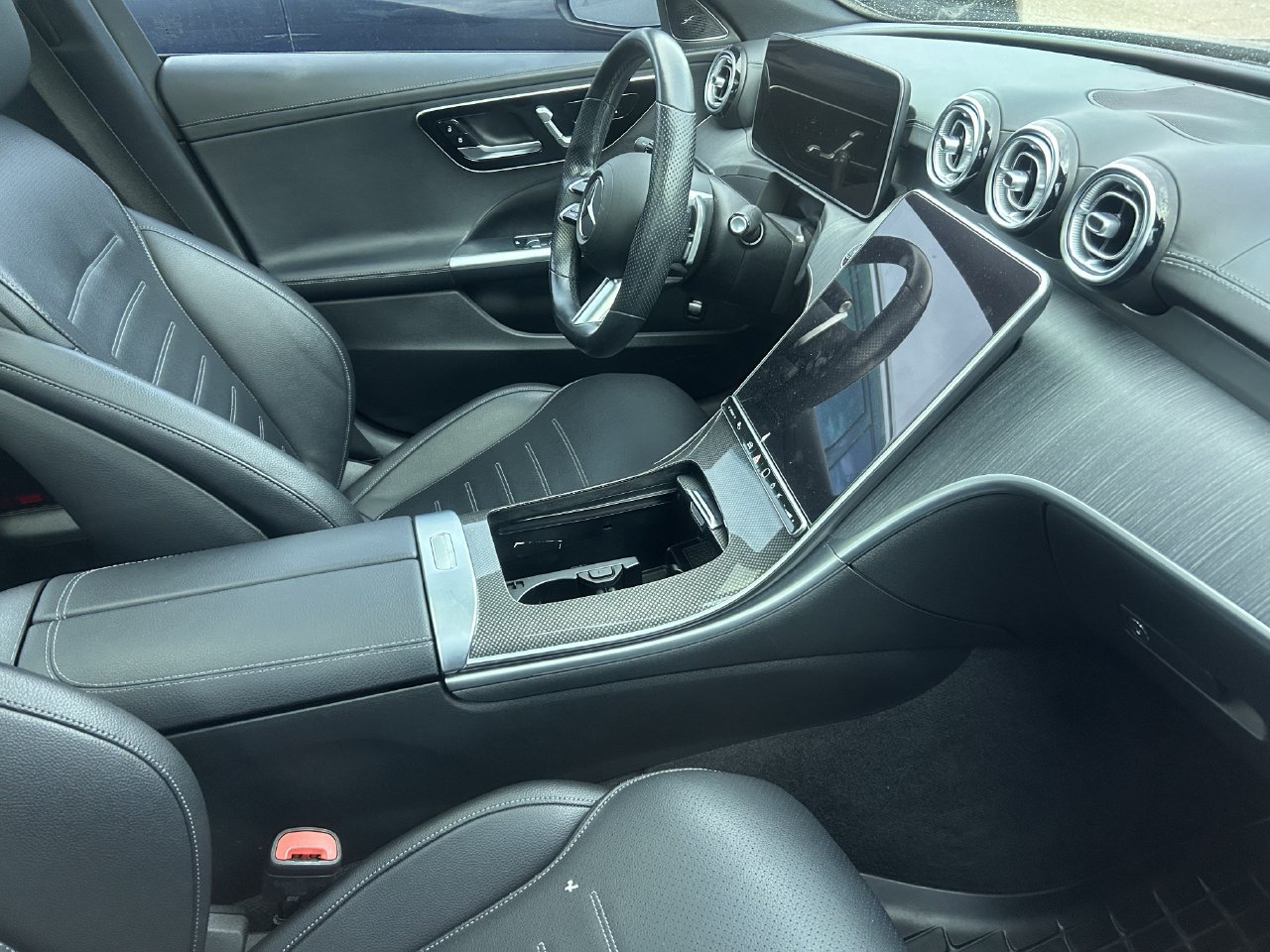 Used 2022 Mercedes-Benz C 300 4MATIC Sedan image 9