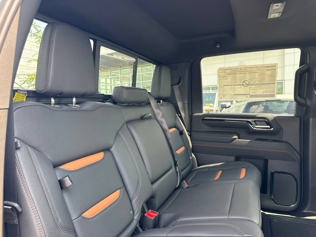 New 2026 GMC Sierra 2500 AT4 w/ AT4 Premium Plus Package AWD/4WD image 28