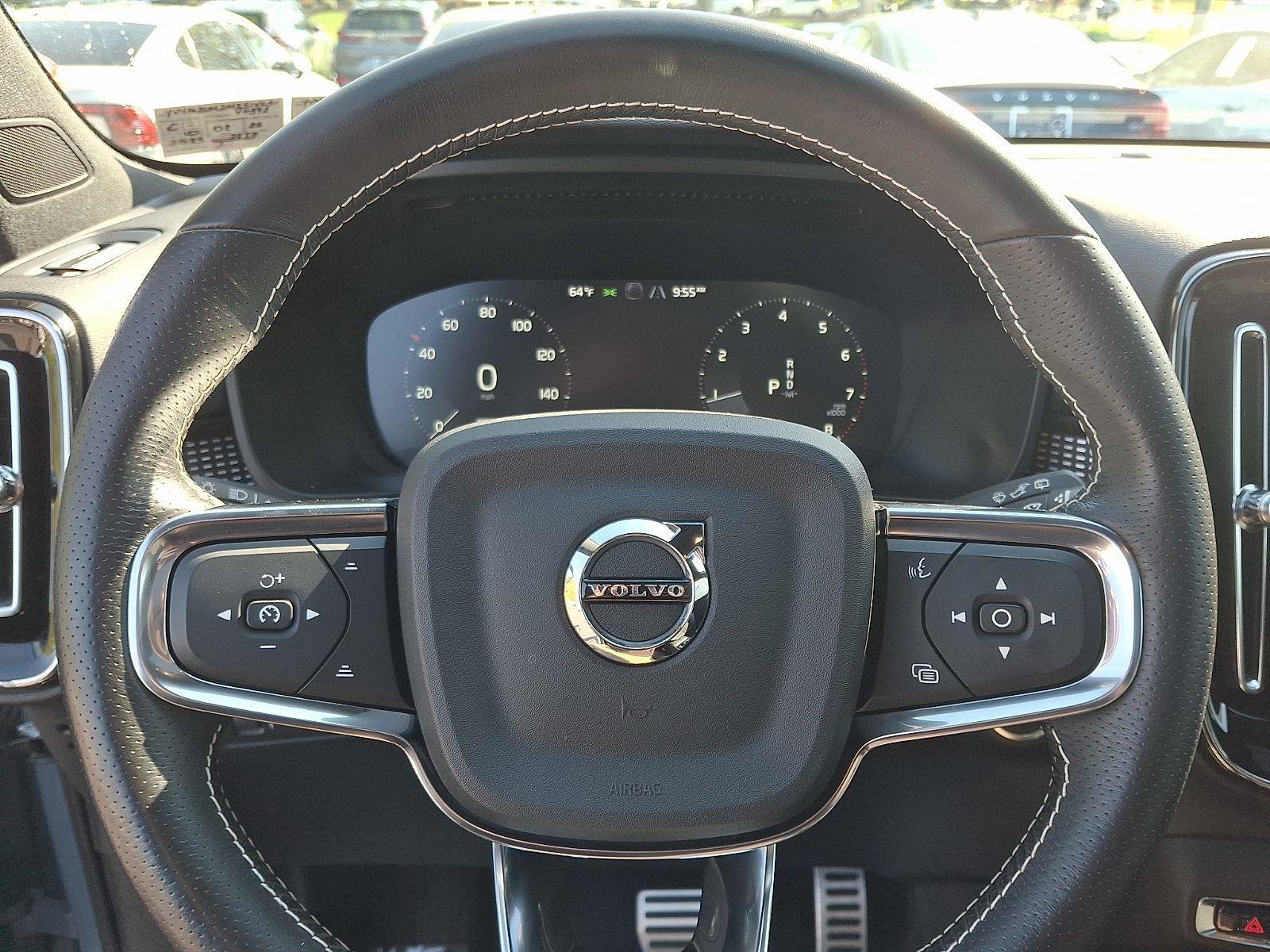 Used 2021 Volvo XC40 T5 R-Design w/ Advanced Package AWD/4WD image 20