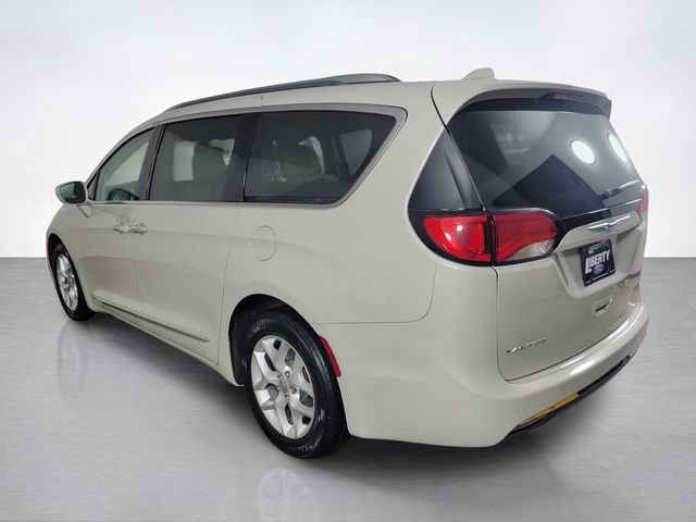 Used 2020 Chrysler Pacifica Limited FWD image 5