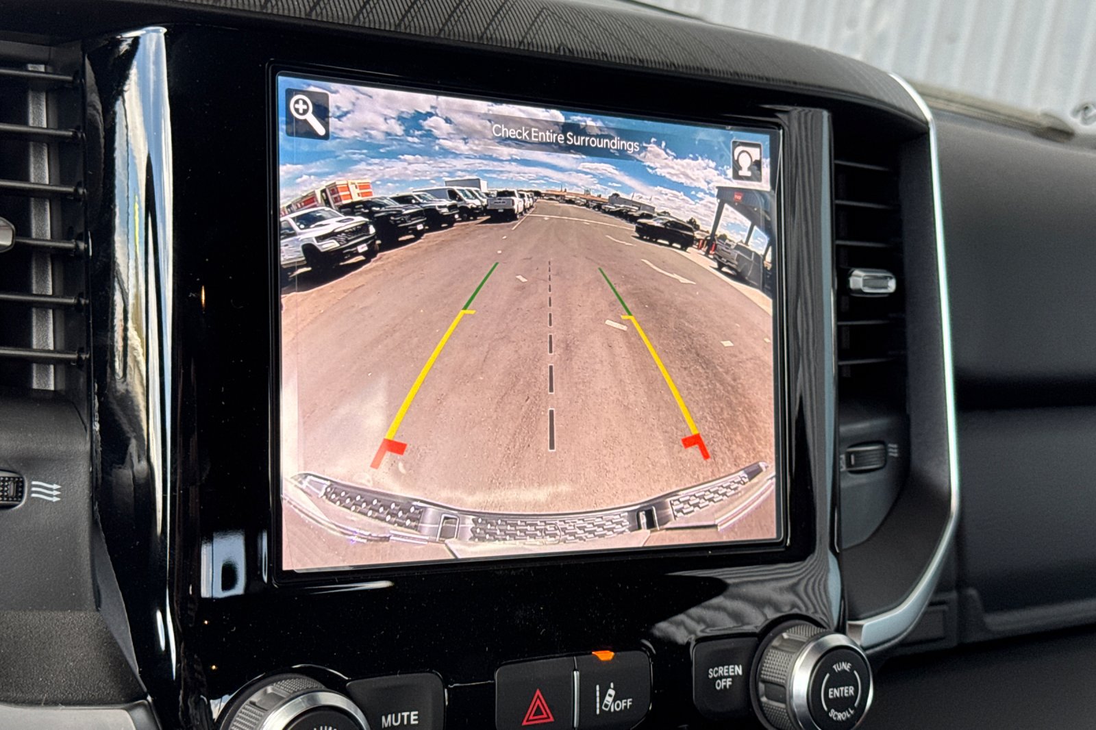 New 2027 RAM 1500 4x4 Crew Cab image 17