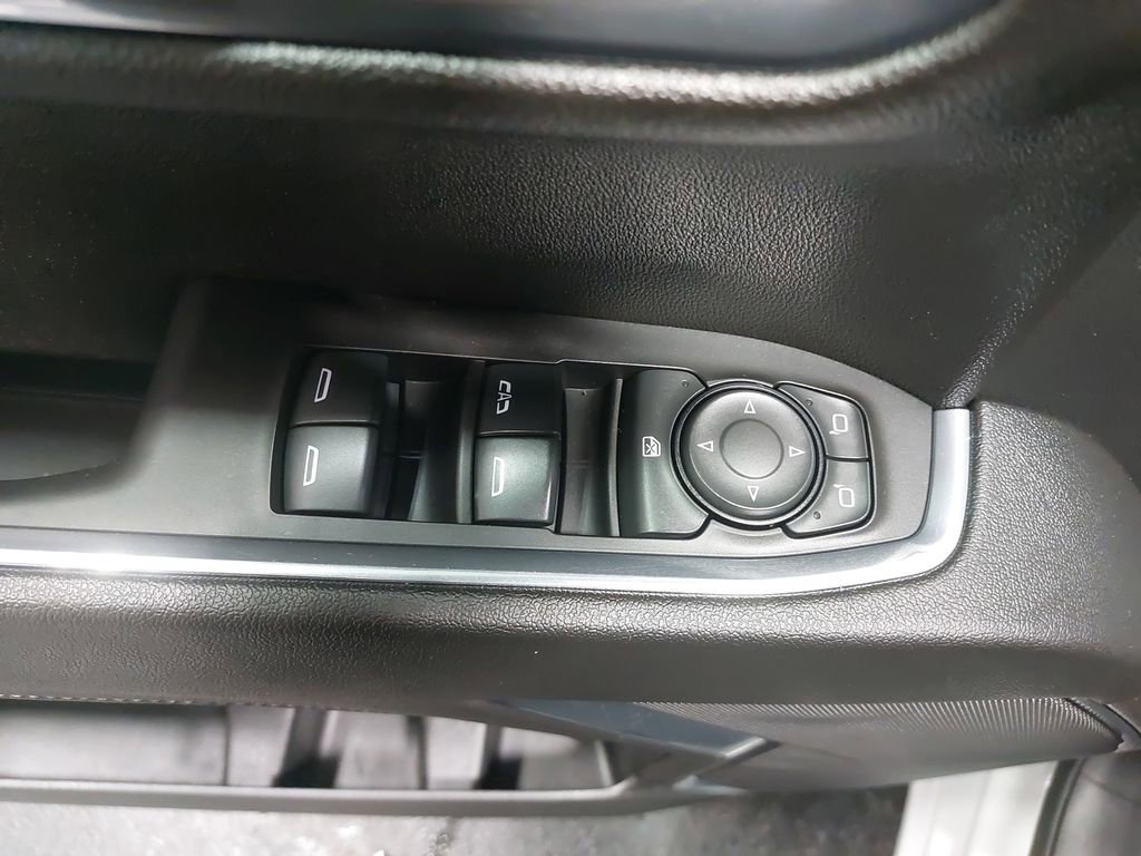 Used 2023 Chevrolet Silverado 1500 LT image 27