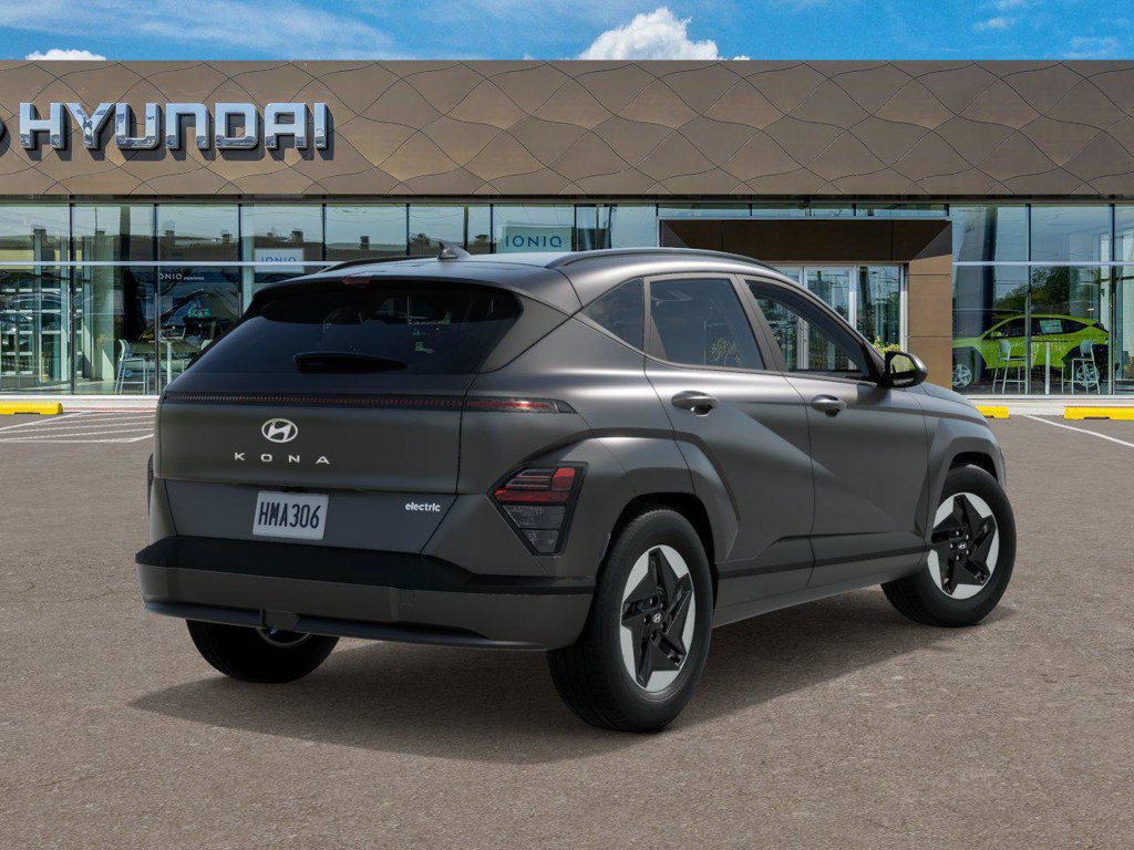 Used 2025 Hyundai Kona SEL FWD image 4