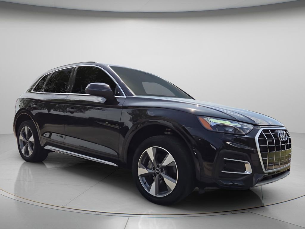 Used 2023 Audi Q5 2.0T Premium w/ Convenience Package image 9