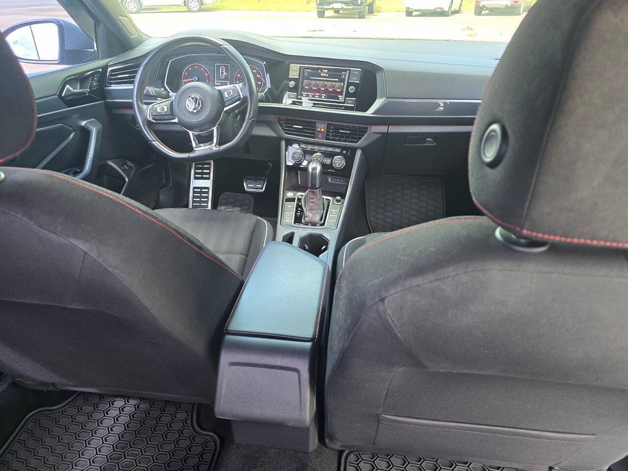 Used 2020 Volkswagen Jetta GLI FWD image 21