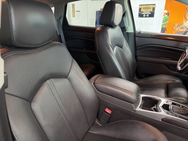 Used 2016 Cadillac SRX Luxury w/ Driver Awareness Package image 29