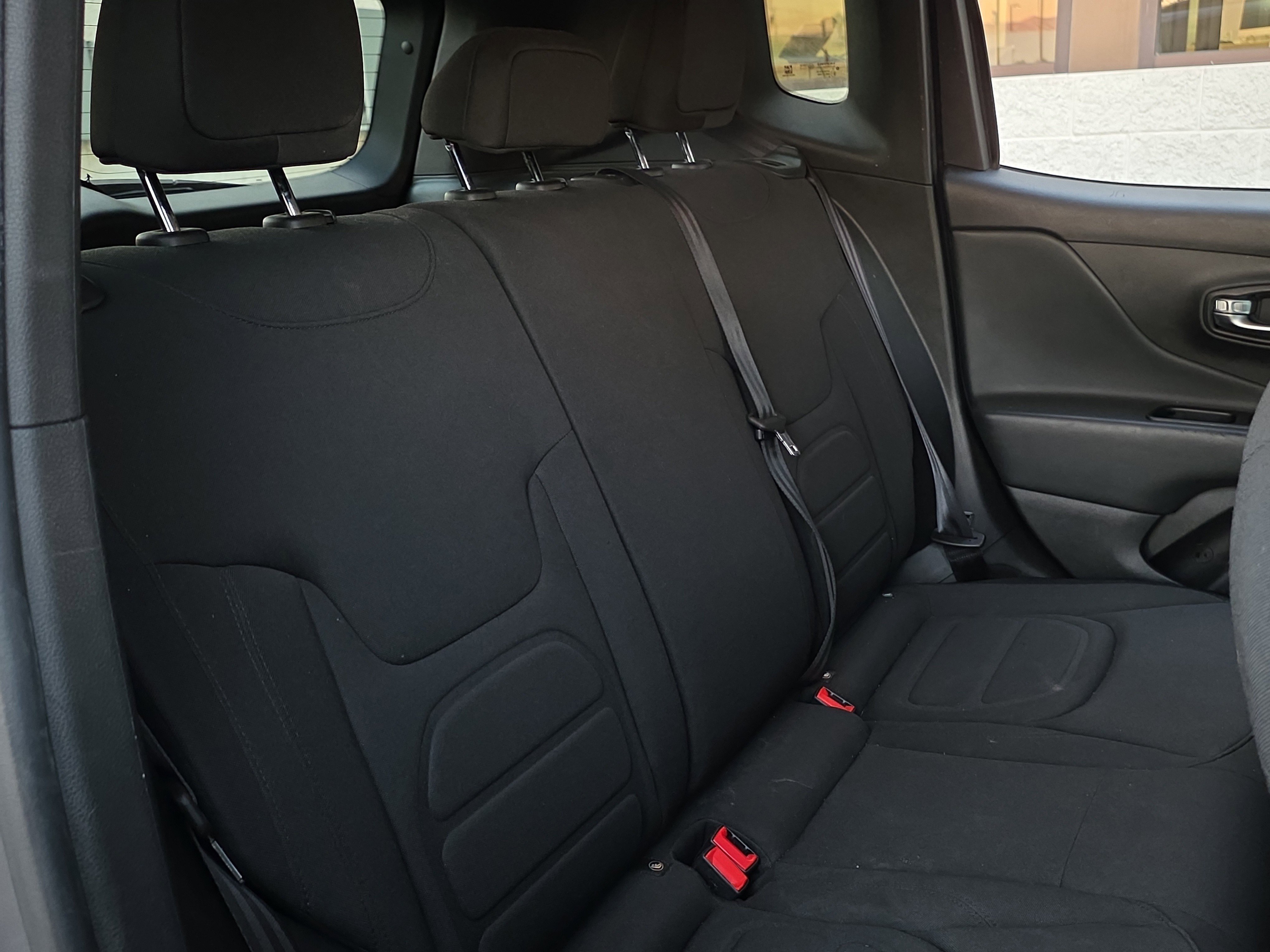 Used 2022 Jeep Renegade Latitude image 26