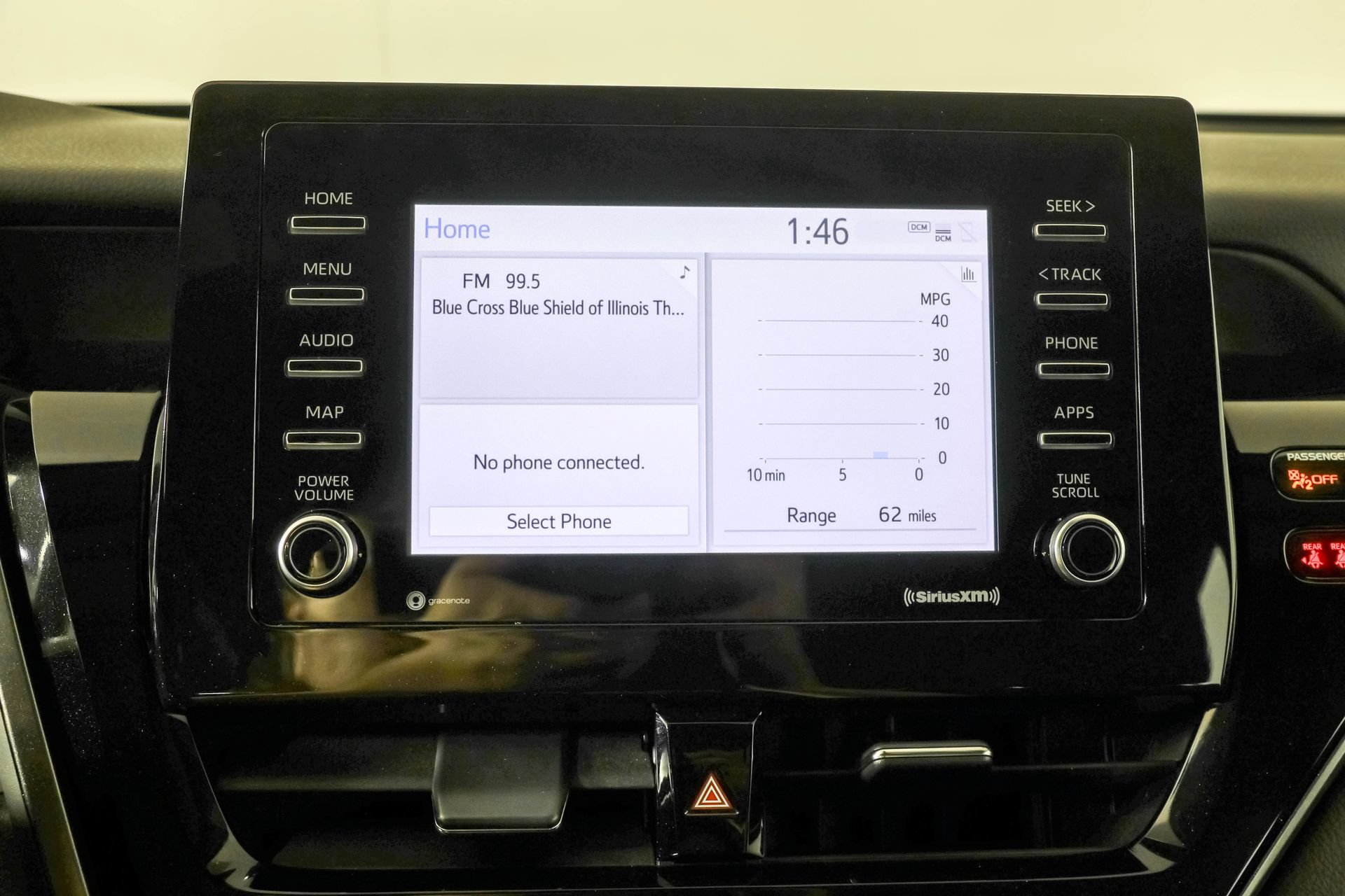 Used 2022 Toyota Camry SE FWD image 29