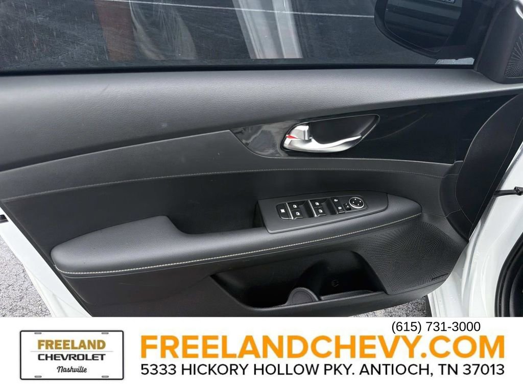 Used 2023 Kia Forte GT-Line w/ GT-Line Premium Package FWD image 20