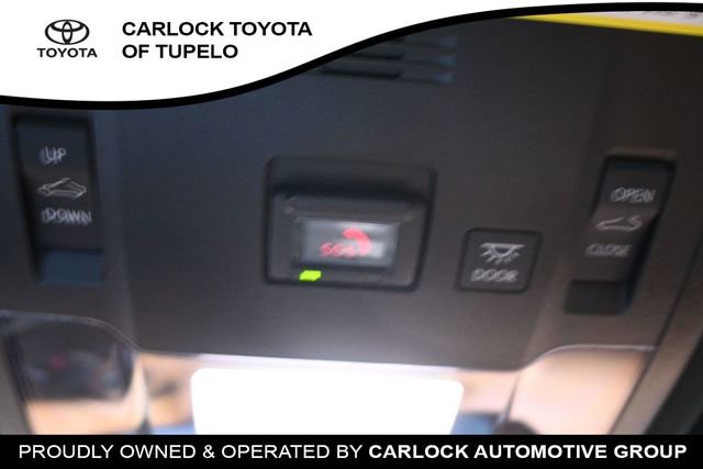 Used 2024 Lexus IS 300 w/ Comfort Package RWD image 28