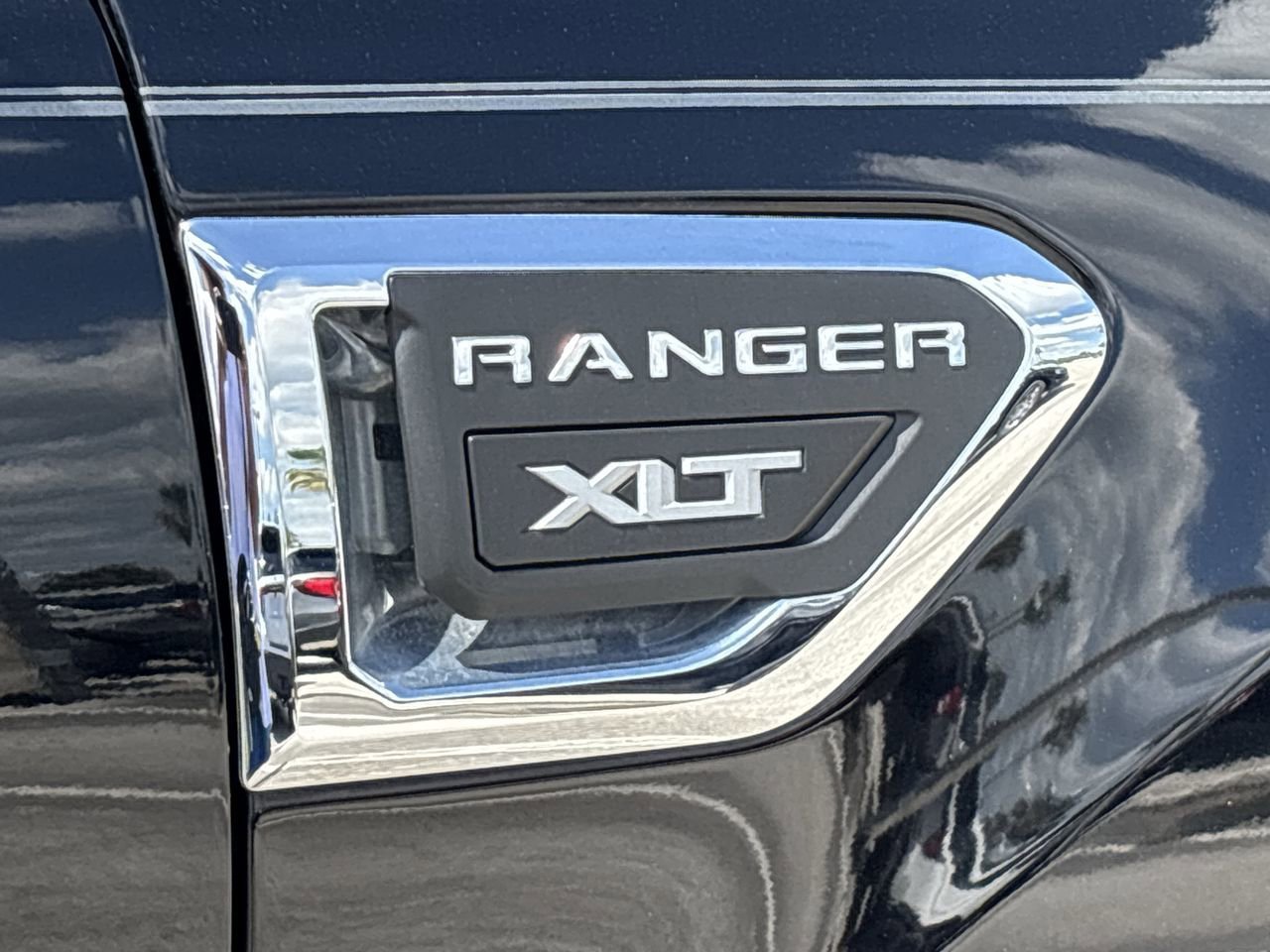 Used 2021 Ford Ranger XLT w/ Equipment Group 301A Mid RWD image 8