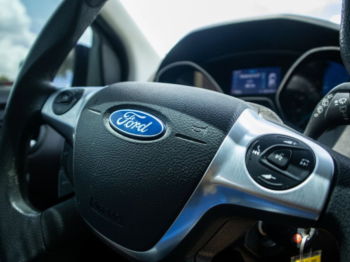 Used 2014 Ford Focus SE FWD image 32
