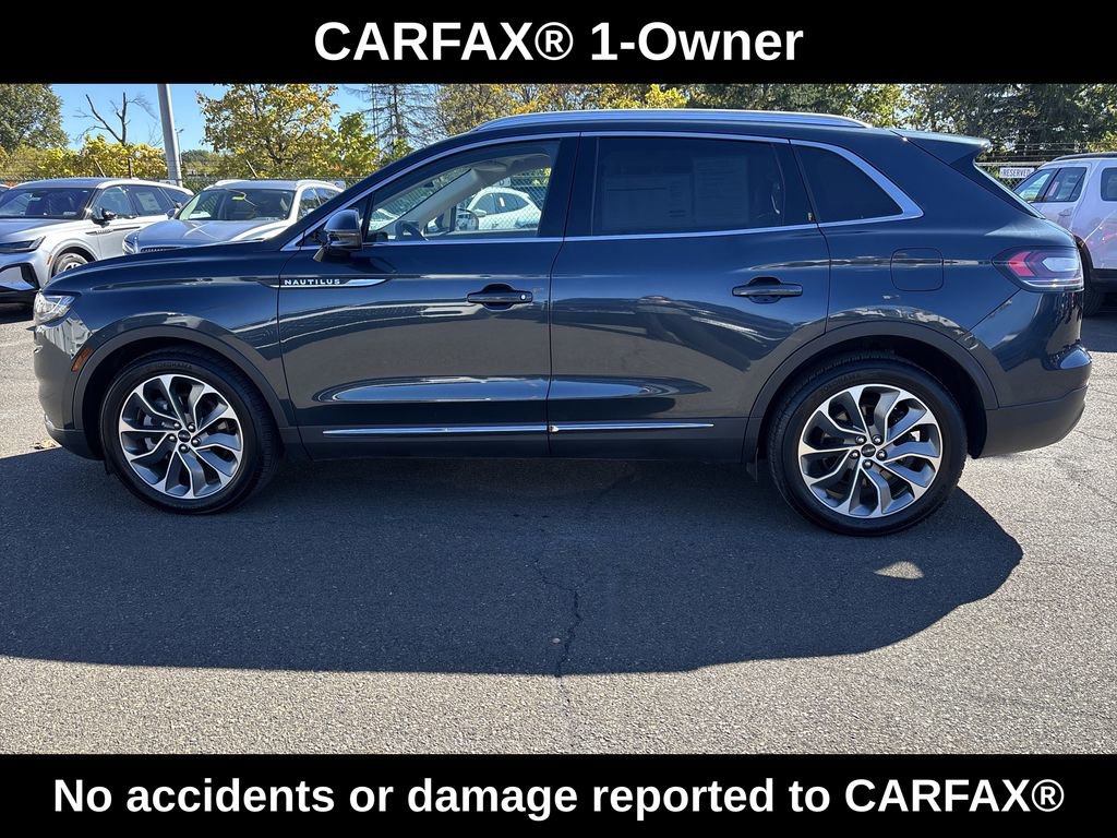 Certified 2022 Lincoln Nautilus Reserve w/ Luxury Package image 2