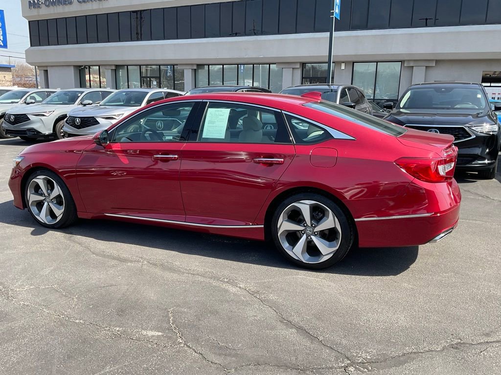 Used 2018 Honda Accord Touring image 5