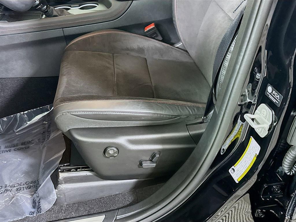 Used 2026 Dodge Durango GT image 25