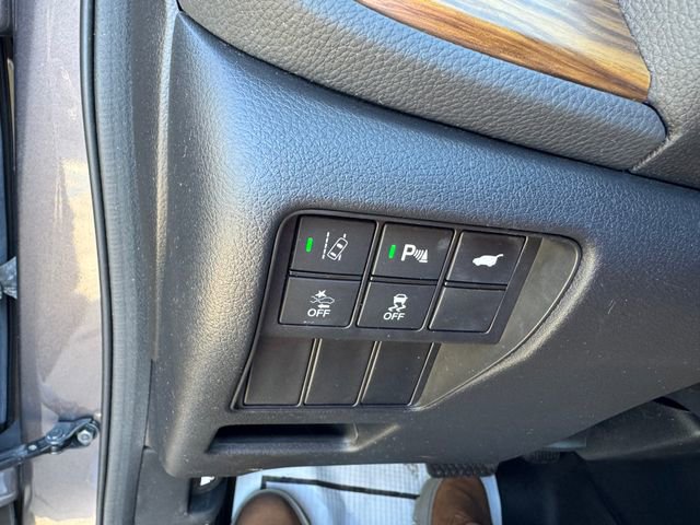 Used 2020 Honda CR-V Touring image 7