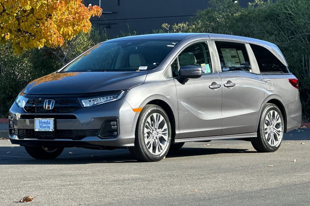 New 2026 Honda Odyssey Touring image 8