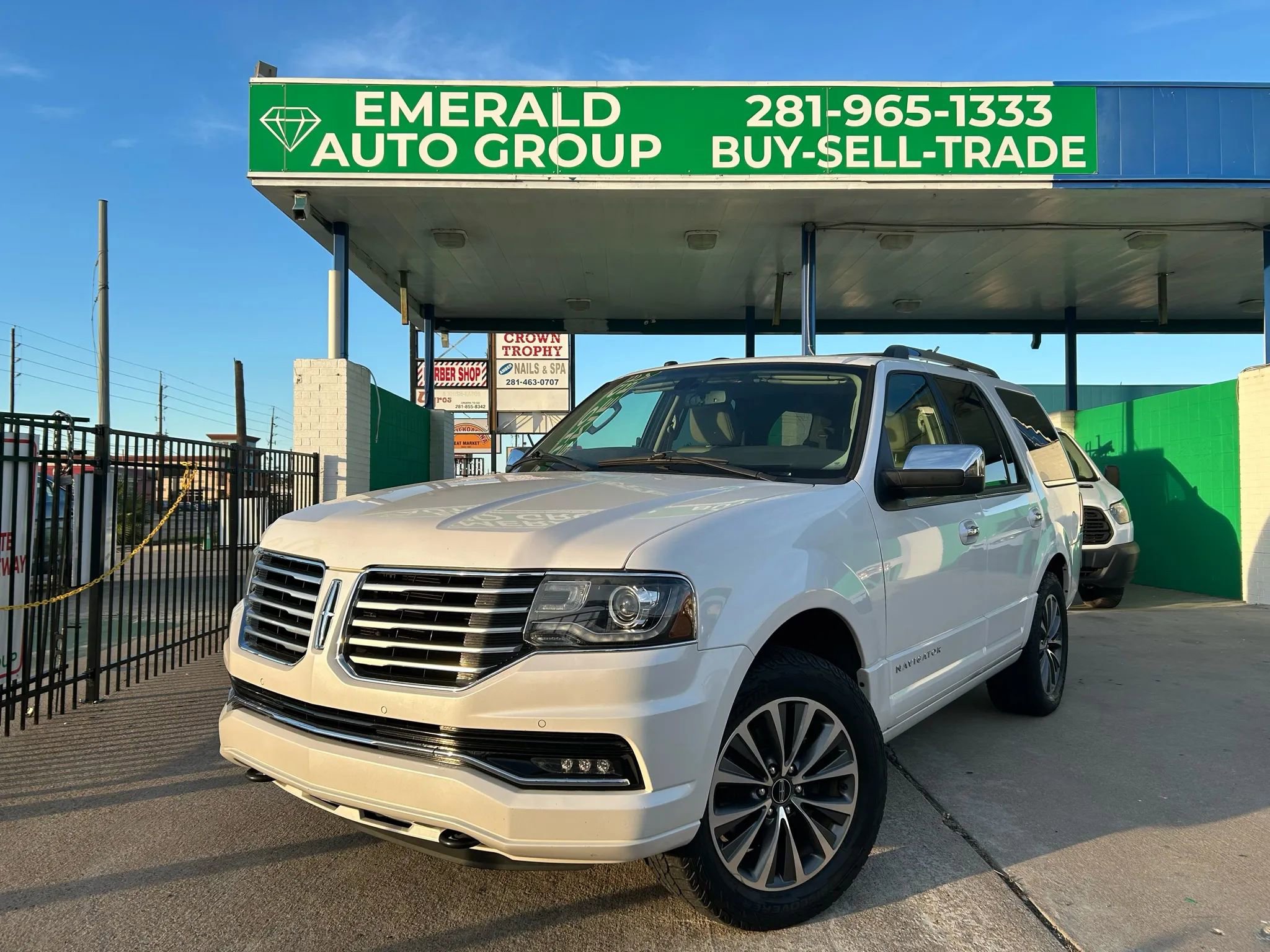 Used 2017 Lincoln Navigator Select