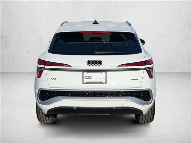 New 2026 Audi Q3 quattro 2.0T w/ 19" Wheel Package AWD/4WD image 6