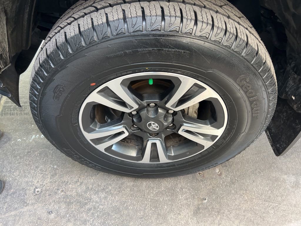 Used 2019 Toyota Tacoma TRD Sport w/ TRD Premium Sport Package image 29