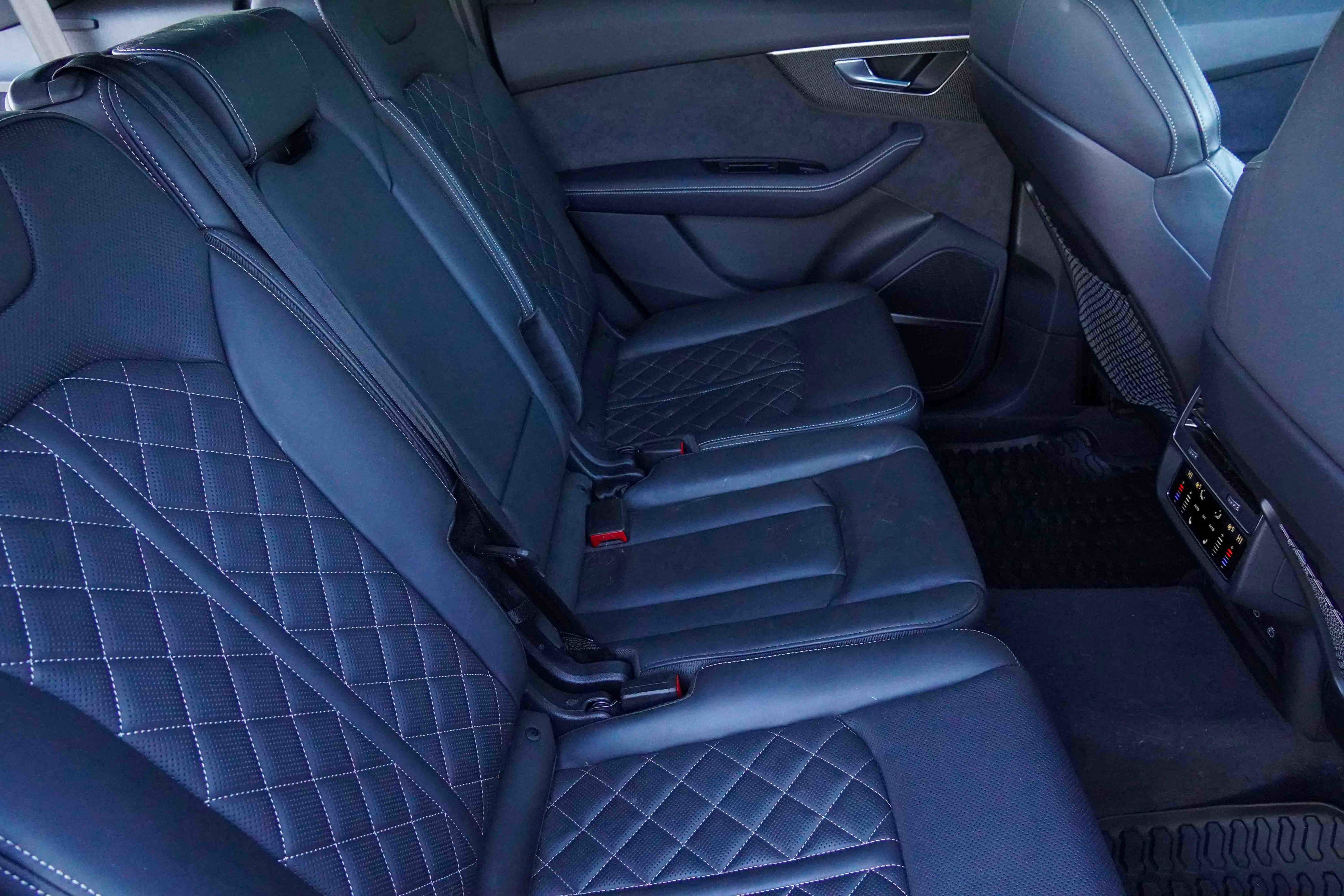 Used 2024 Audi SQ7 Premium Plus image 36