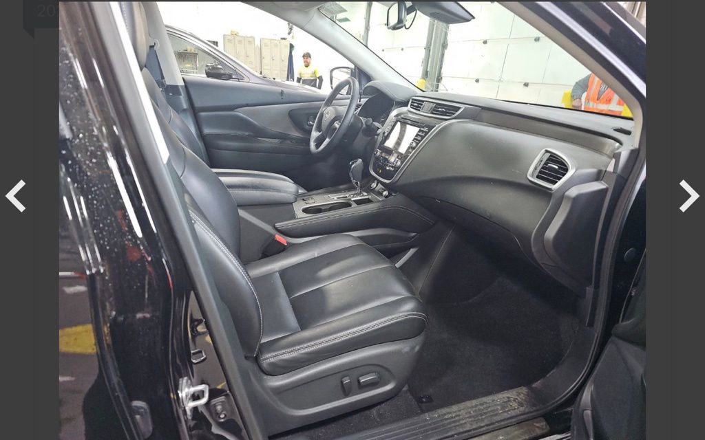 Used 2024 Nissan Murano SV w/ SV Midnight Edition Package image 12