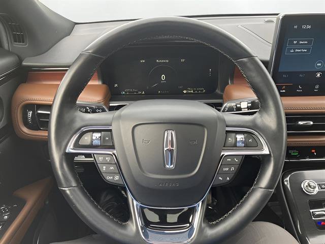 Used 2022 Lincoln Nautilus Reserve w/ Equipment Group 201A image 14