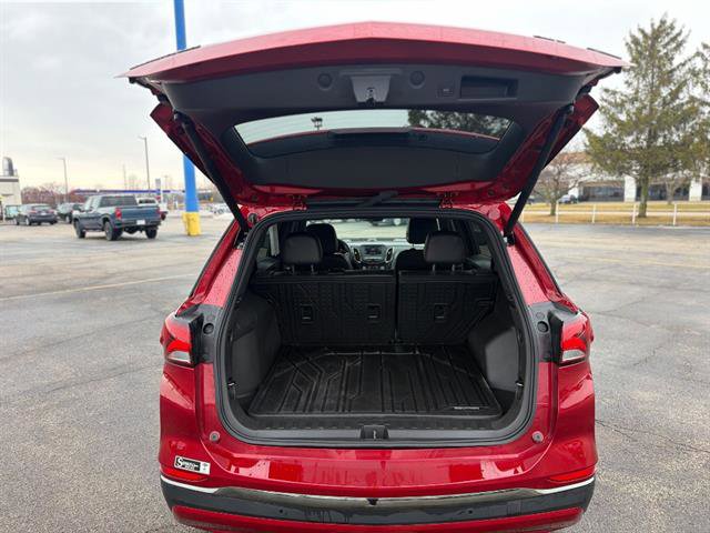 Certified 2023 Chevrolet Equinox RS w/ LPO, Floor Liner Package image 41