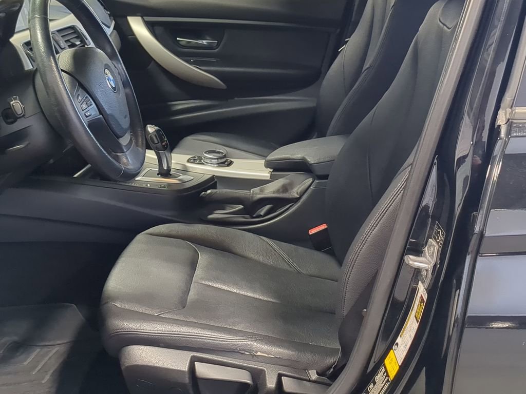Used 2014 BMW 320i xDrive Sedan image 20