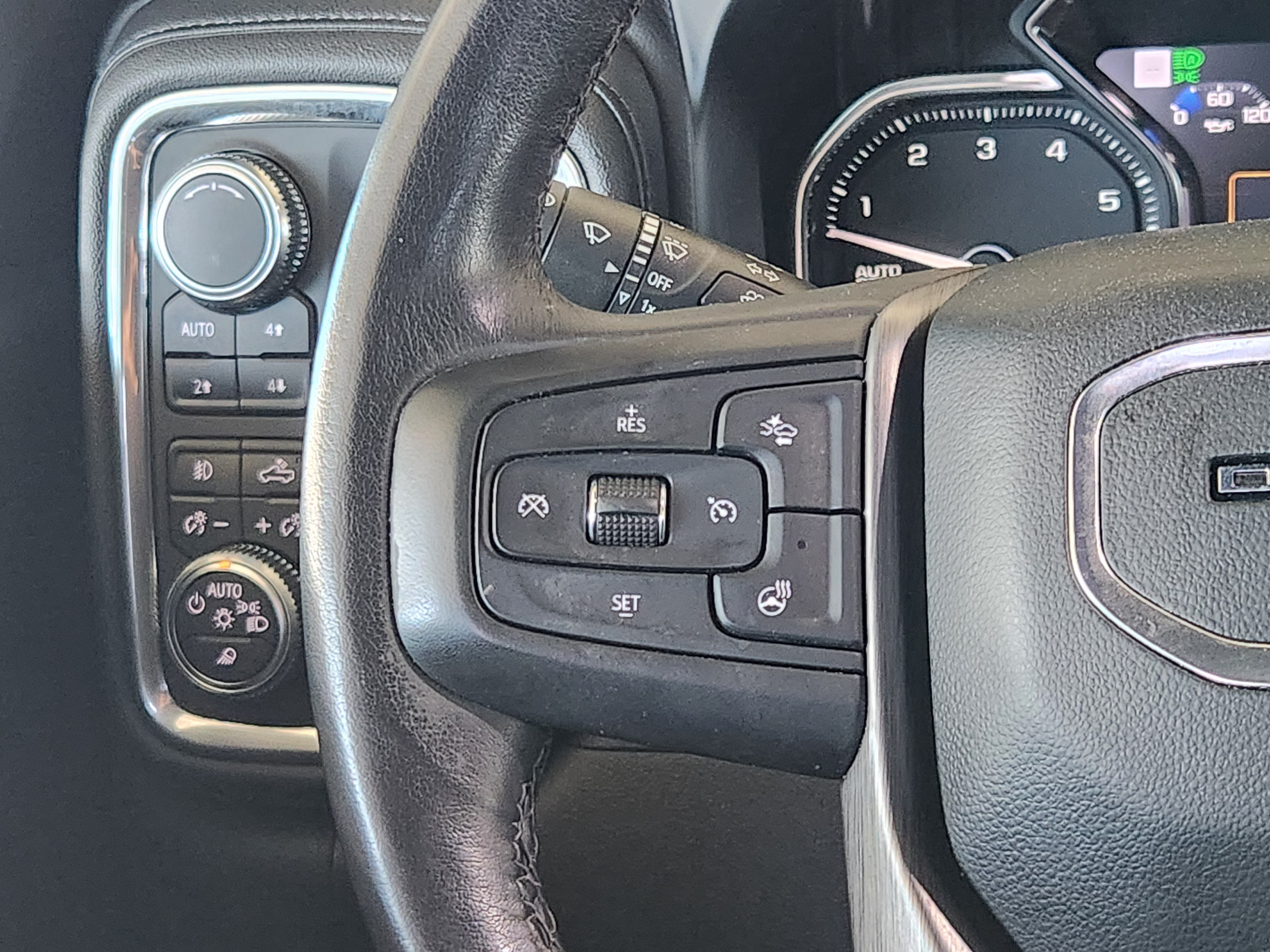 Used 2019 GMC Sierra 1500 Denali w/ Denali Ultimate Package AWD/4WD image 32