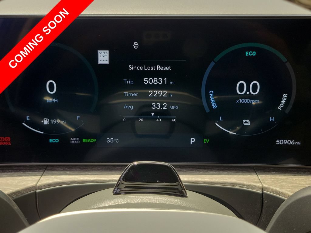 Used 2025 Hyundai Santa Fe Calligraphy FWD image 4