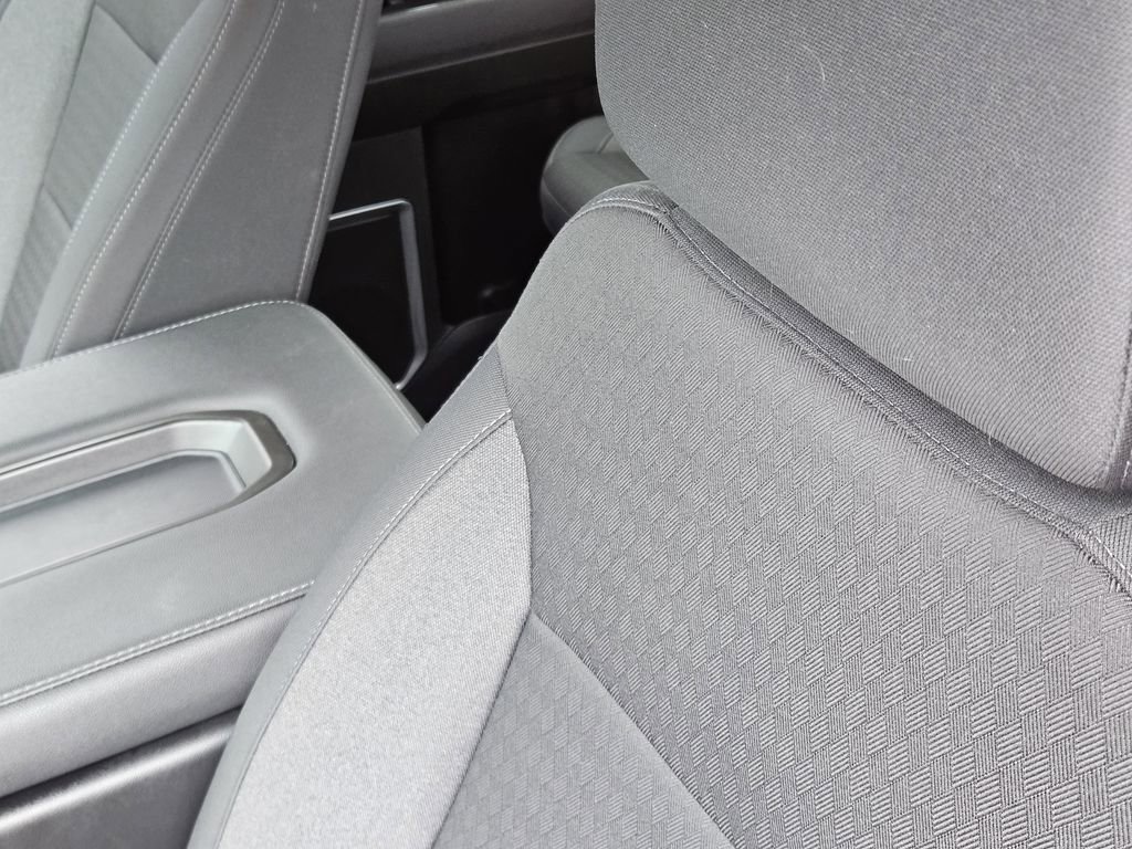 Used 2024 Chevrolet Silverado 1500 LT w/ Z71 Off-Road Package image 30
