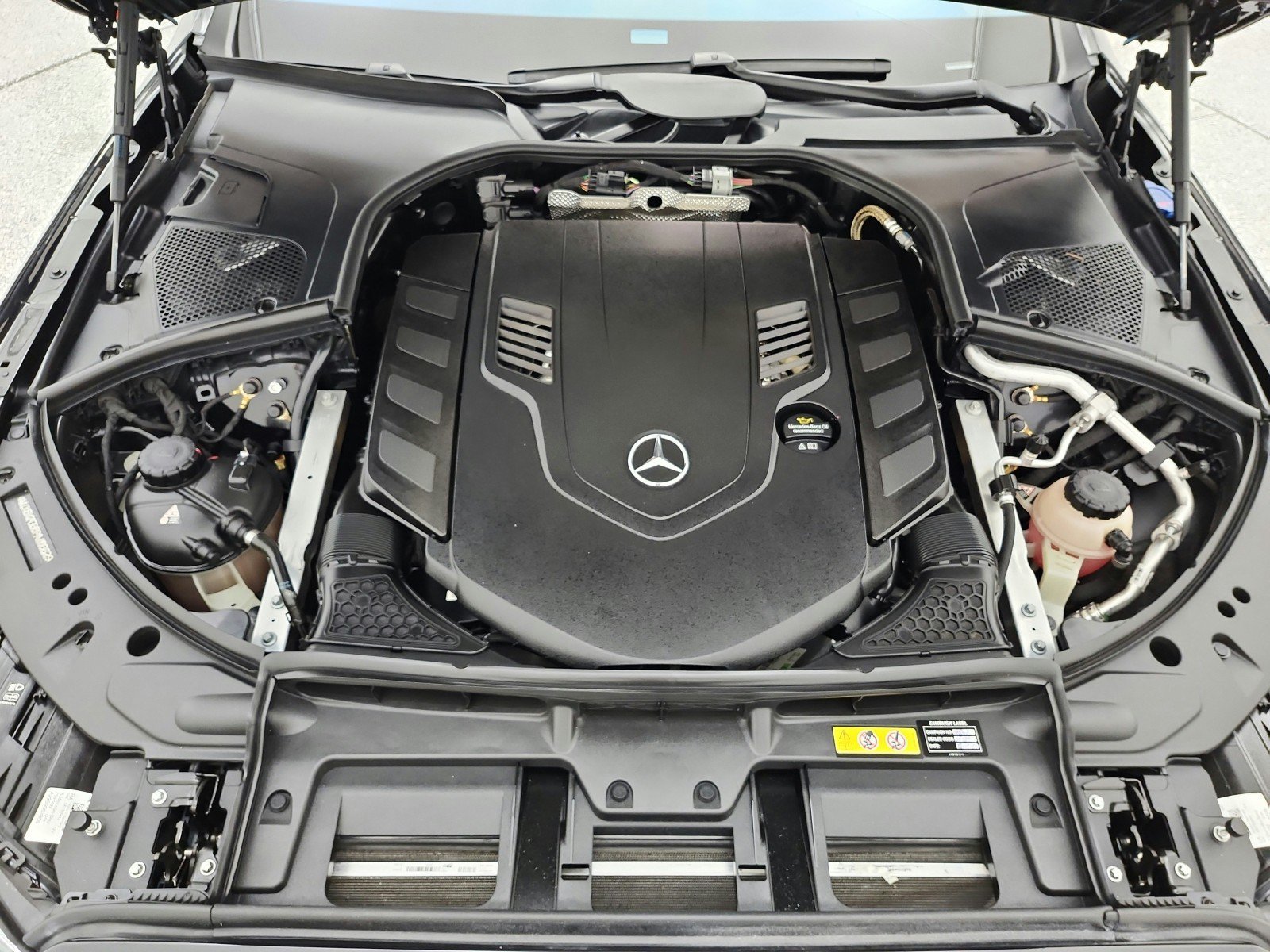 Certified 2023 Mercedes-Benz Maybach S 580 4MATIC image 17