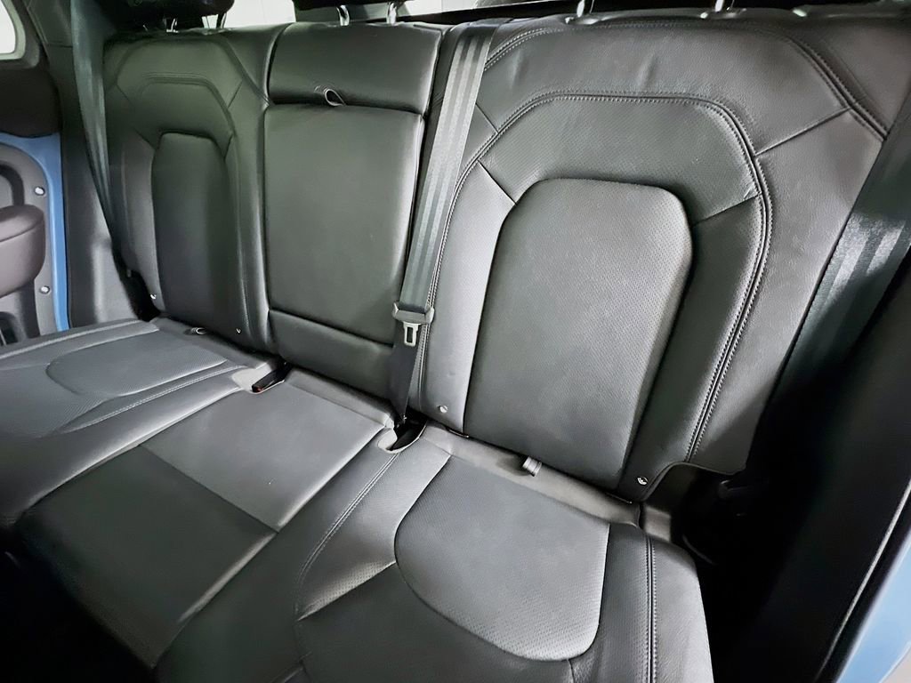 Used 2024 Land Rover Defender 110 S image 26