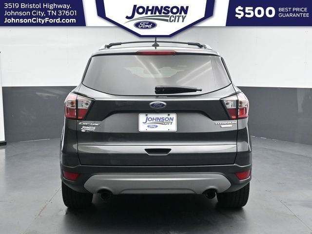 Used 2018 Ford Escape Titanium w/ Ford Safe & Smart Package FWD image 11