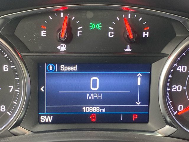 Used 2024 GMC Terrain SLE w/ Driver Convenience Package FWD image 12