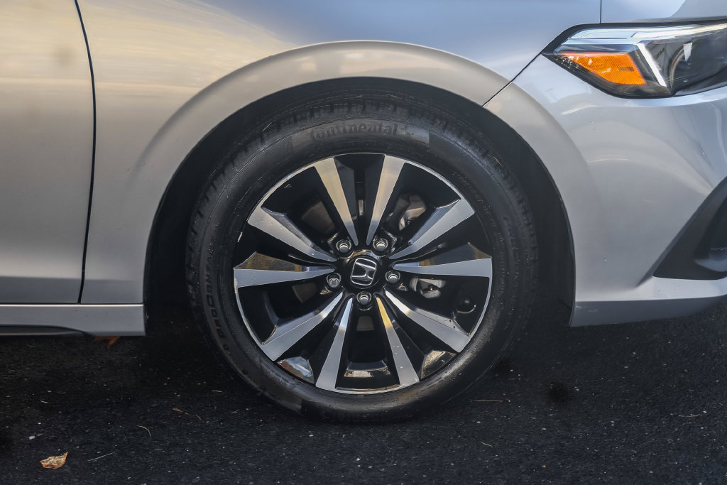 Used 2024 Honda Civic EX-L image 8