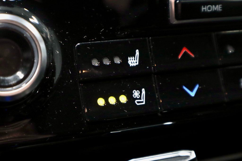 Used 2022 Toyota Highlander Limited image 5