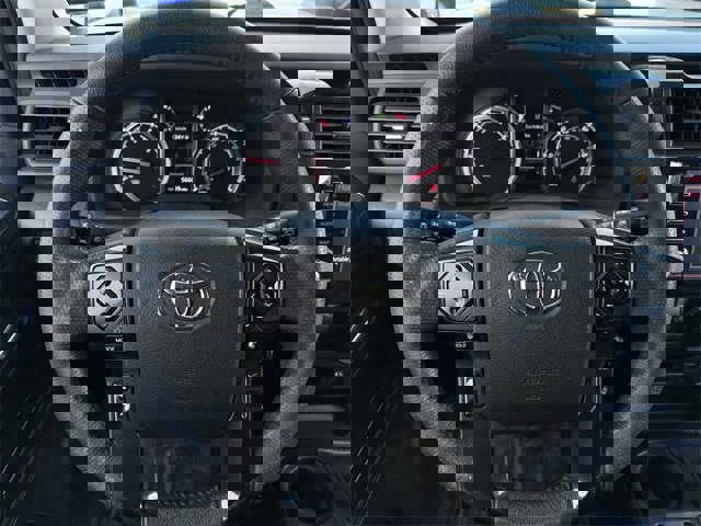 Used 2022 Toyota 4Runner TRD Off-Road image 13