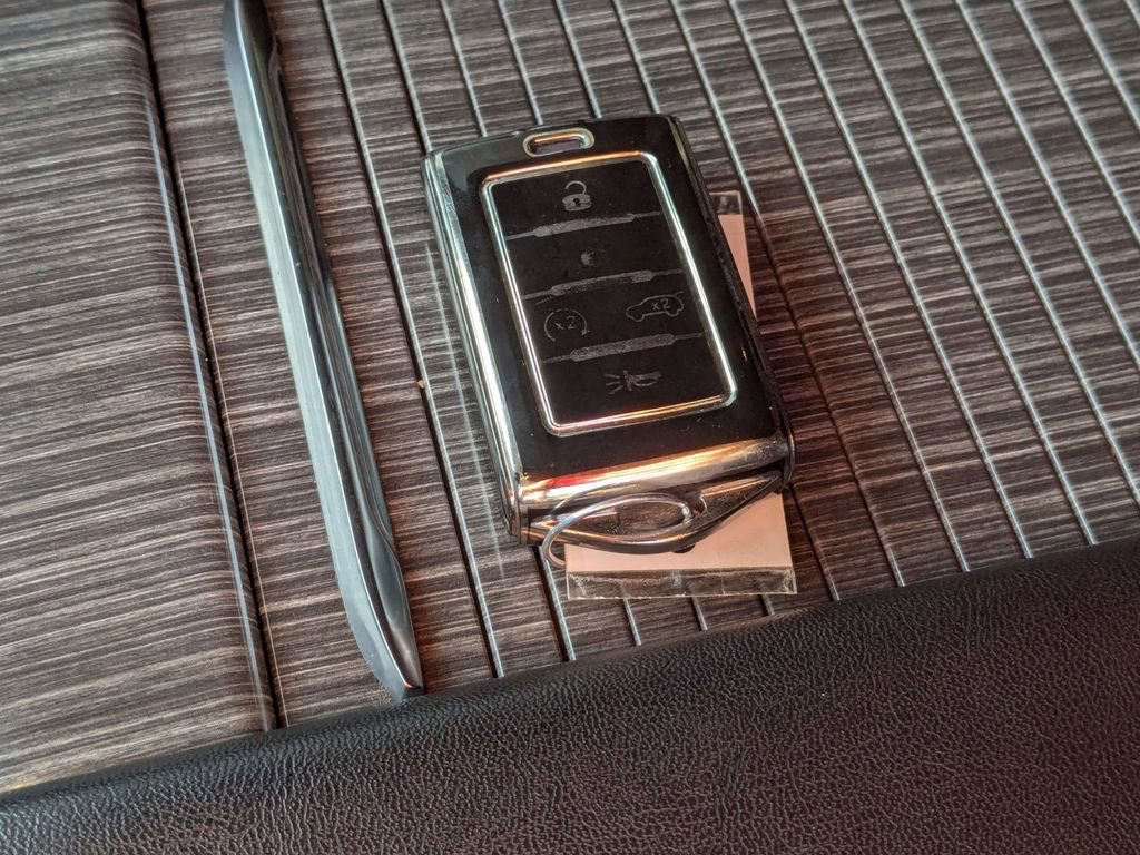 Used 2022 Jeep Wagoneer Series II image 37