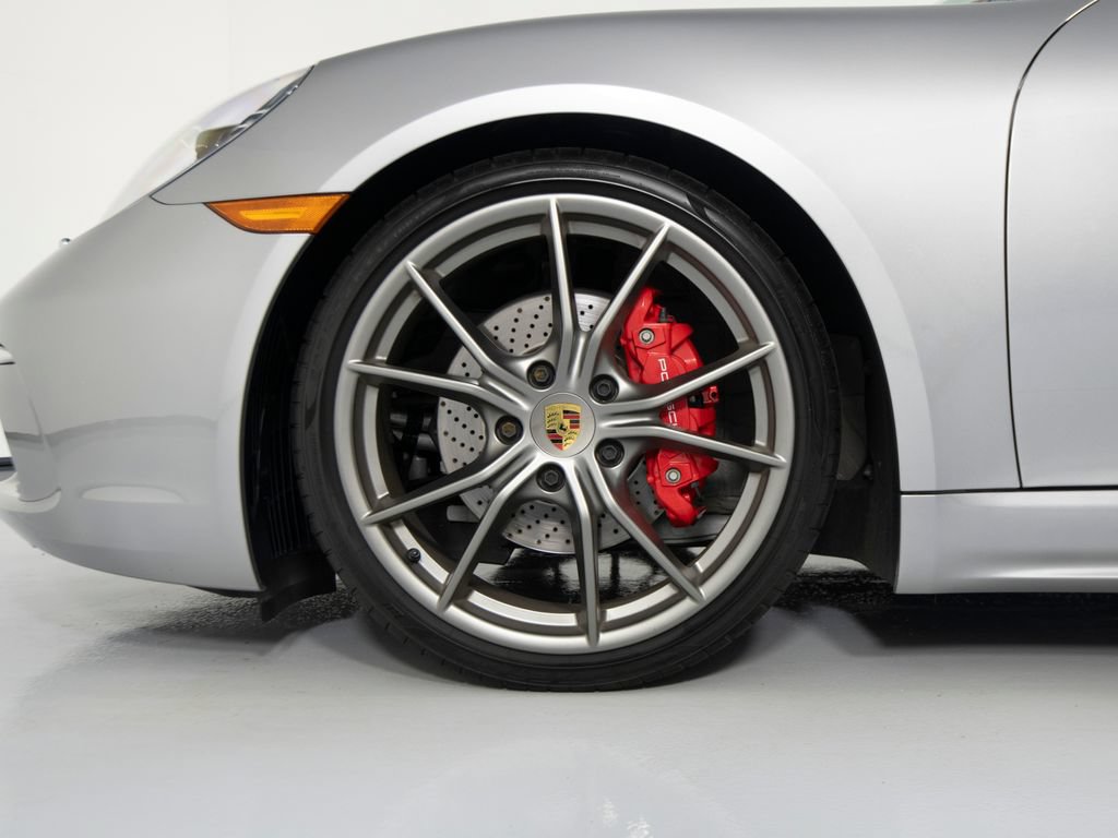 Certified 2024 Porsche 718 Cayman S RWD image 17