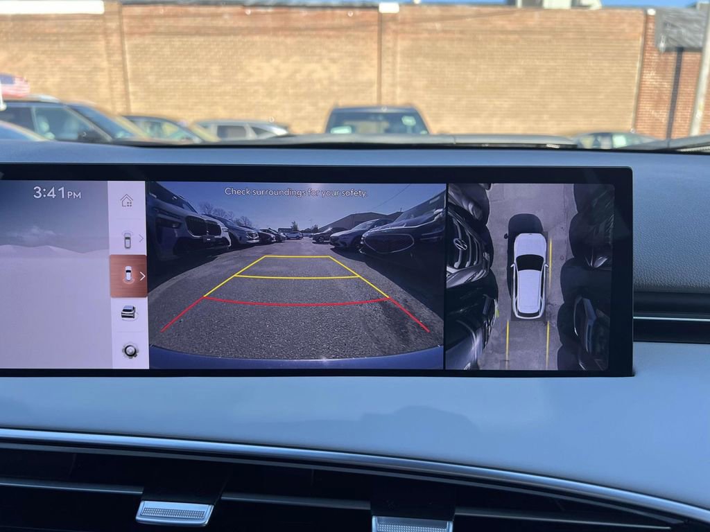 Certified 2026 Genesis GV70 2.5T Advanced image 27