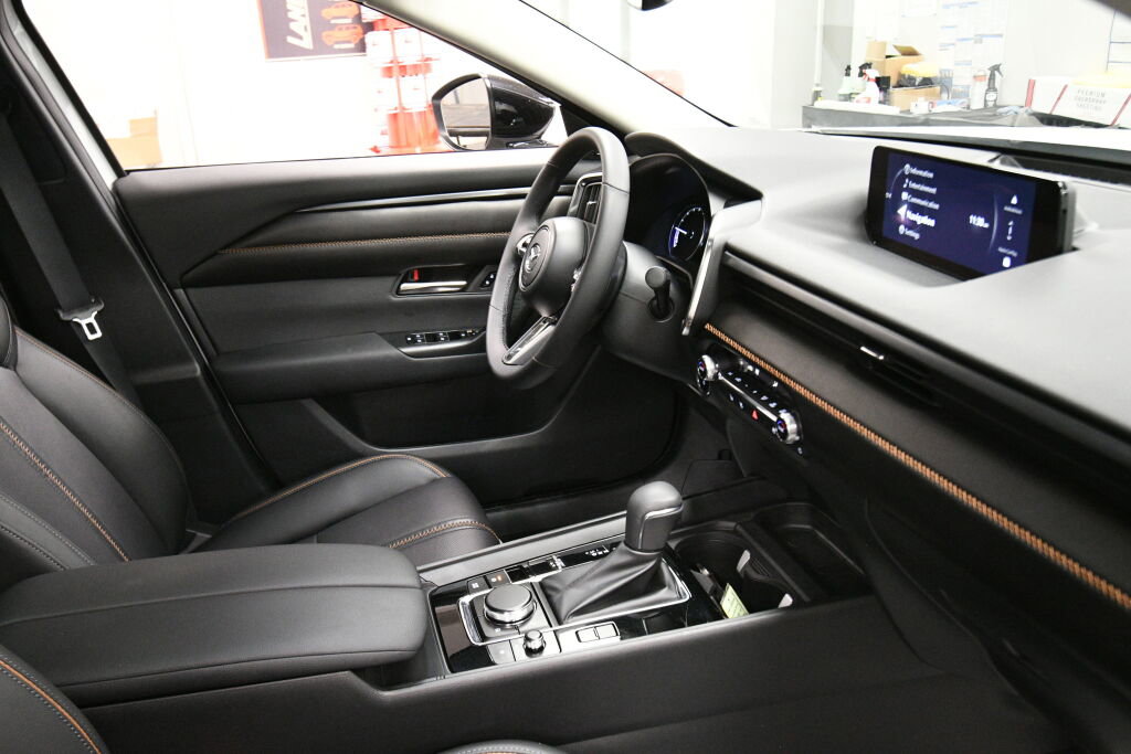 Used 2025 MAZDA CX-50 2.5 Hybrid w/ Weather Package AWD/4WD image 31