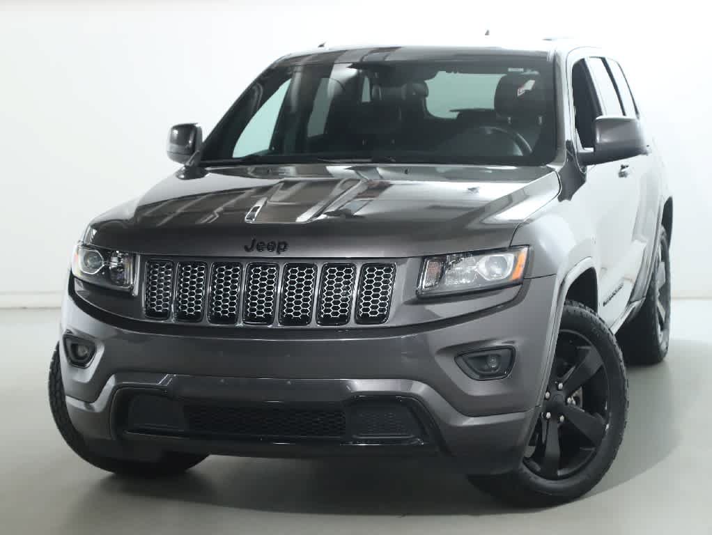 Used 2014 Jeep Grand Cherokee Altitude AWD/4WD image 3
