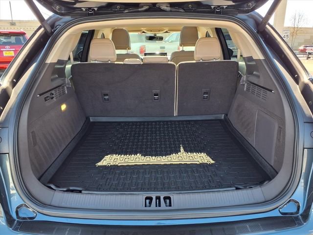 Certified 2023 Lincoln Nautilus Reserve image 25