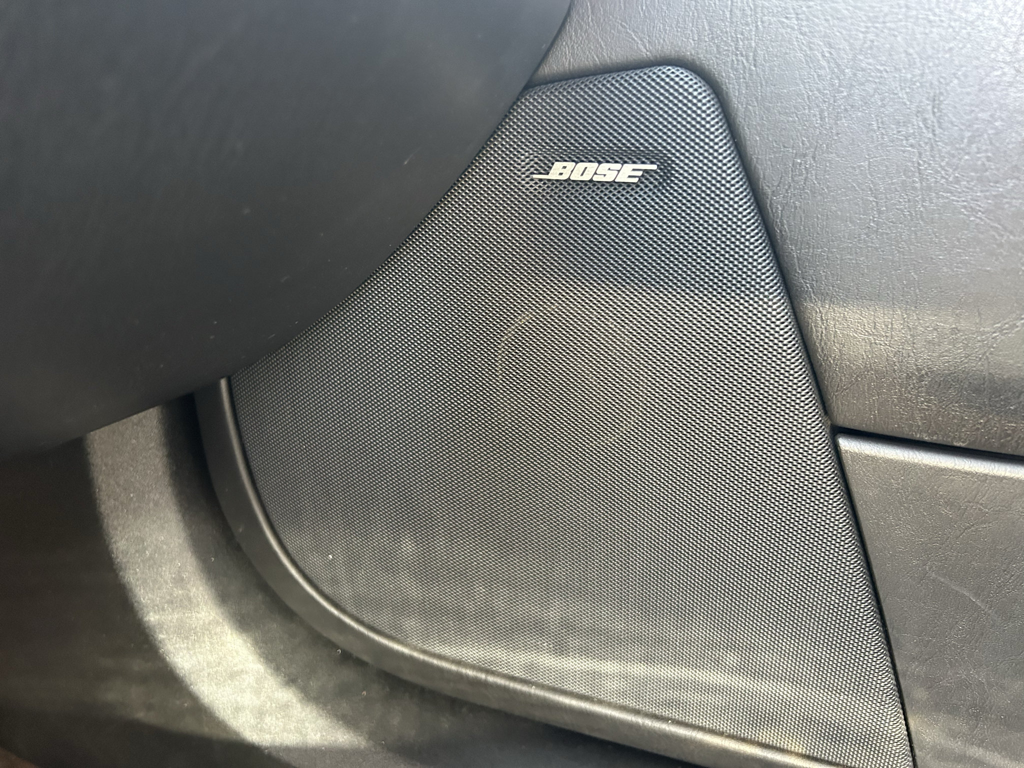 Used 2007 Cadillac XLR RWD image 14