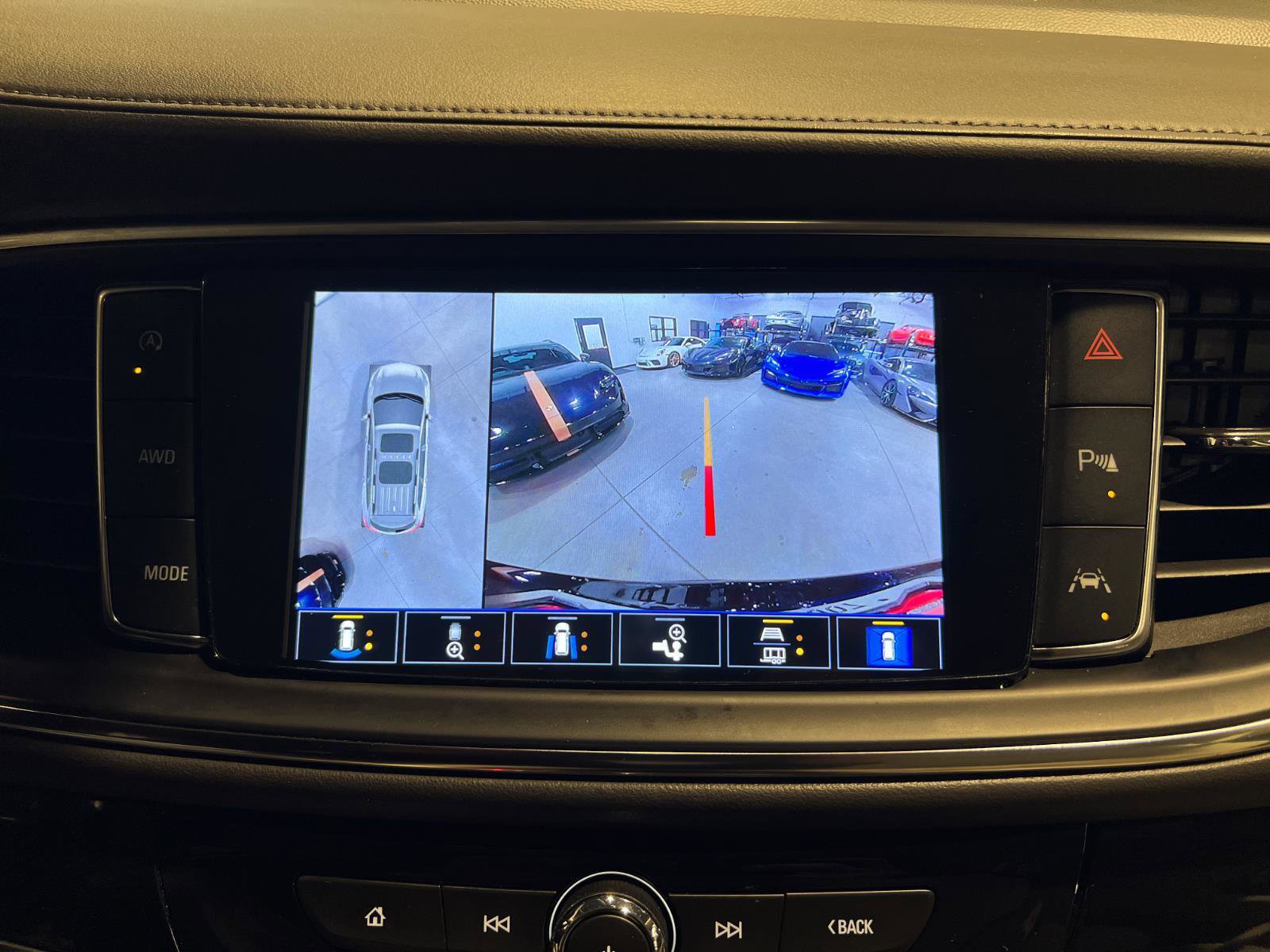 Used 2023 Buick Enclave Avenir w/ Trailering Package, 5000 lbs. image 18