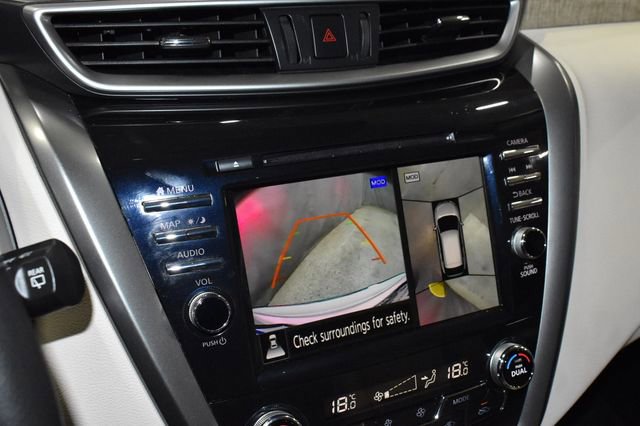Used 2024 Nissan Murano SL image 16