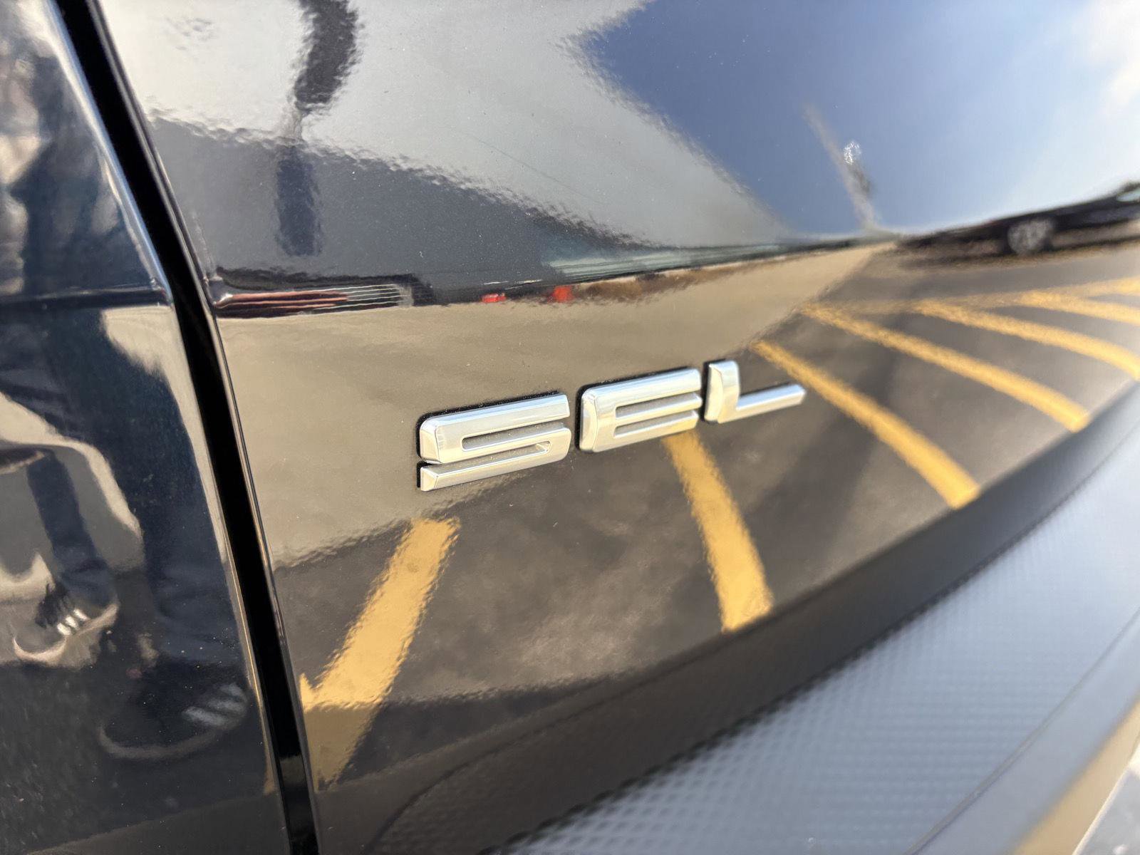 Used 2021 Ford Escape SEL w/ Technology Package image 7
